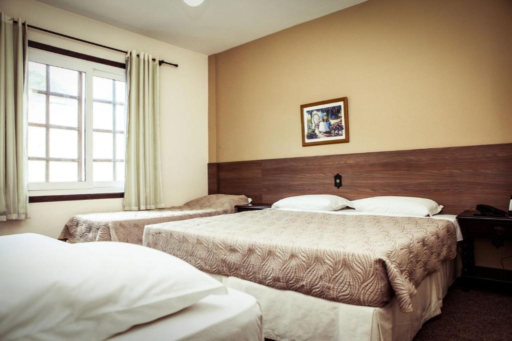 Hotel Blumenhof Блуменау Стая снимка