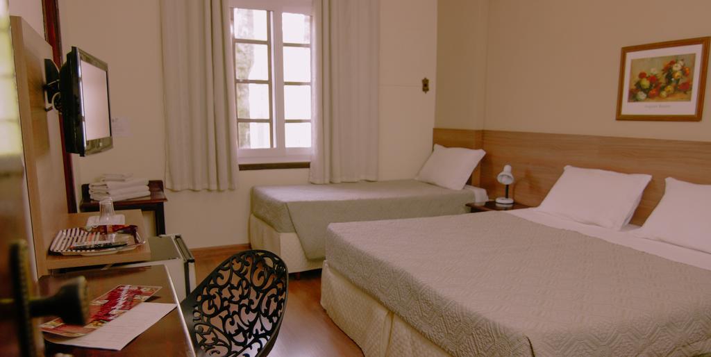 Hotel Blumenhof Блуменау Екстериор снимка